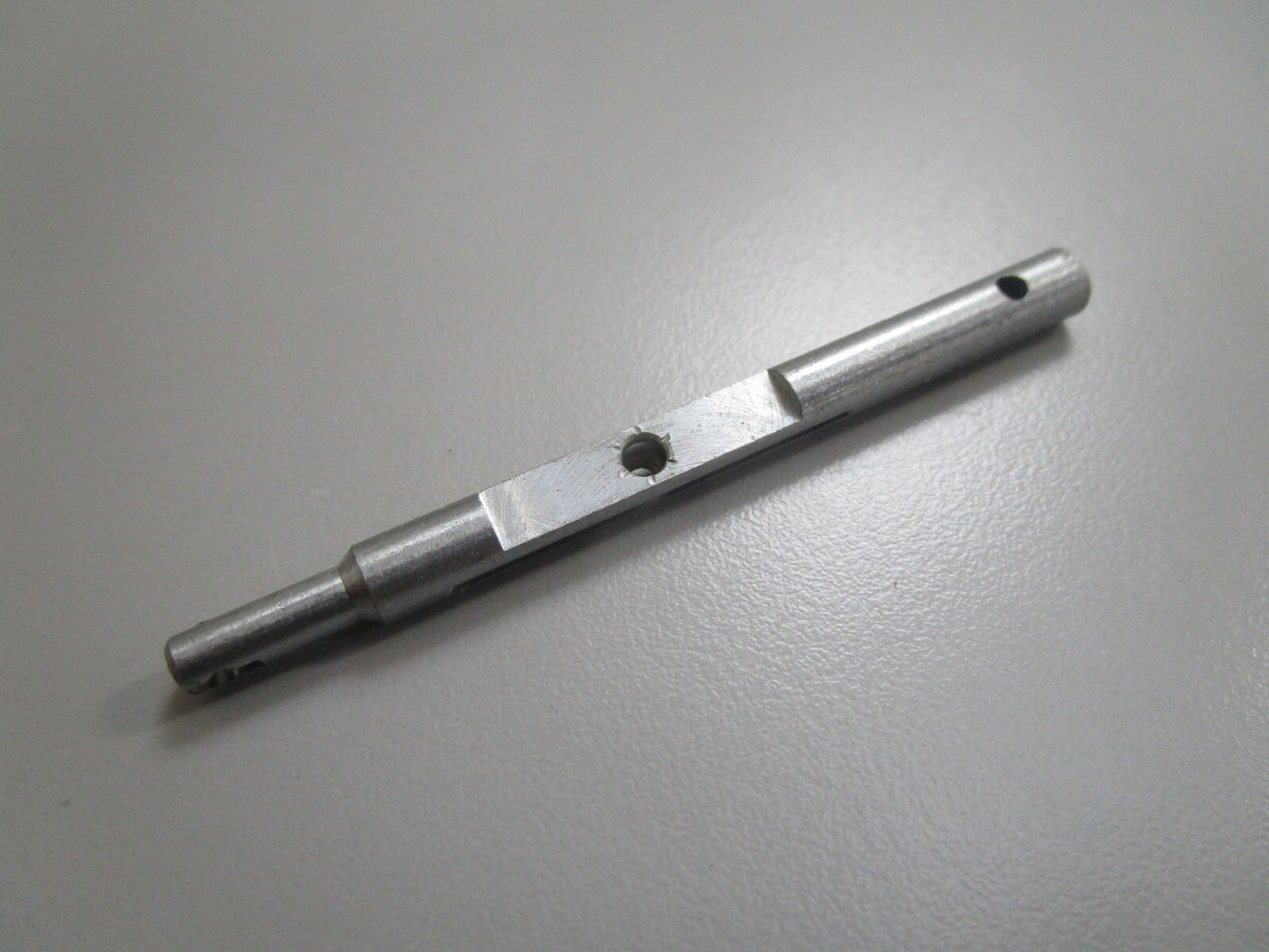 *NEW OEM* 0810 Mercury Quicksilver Throttle Shaft 1399-5133