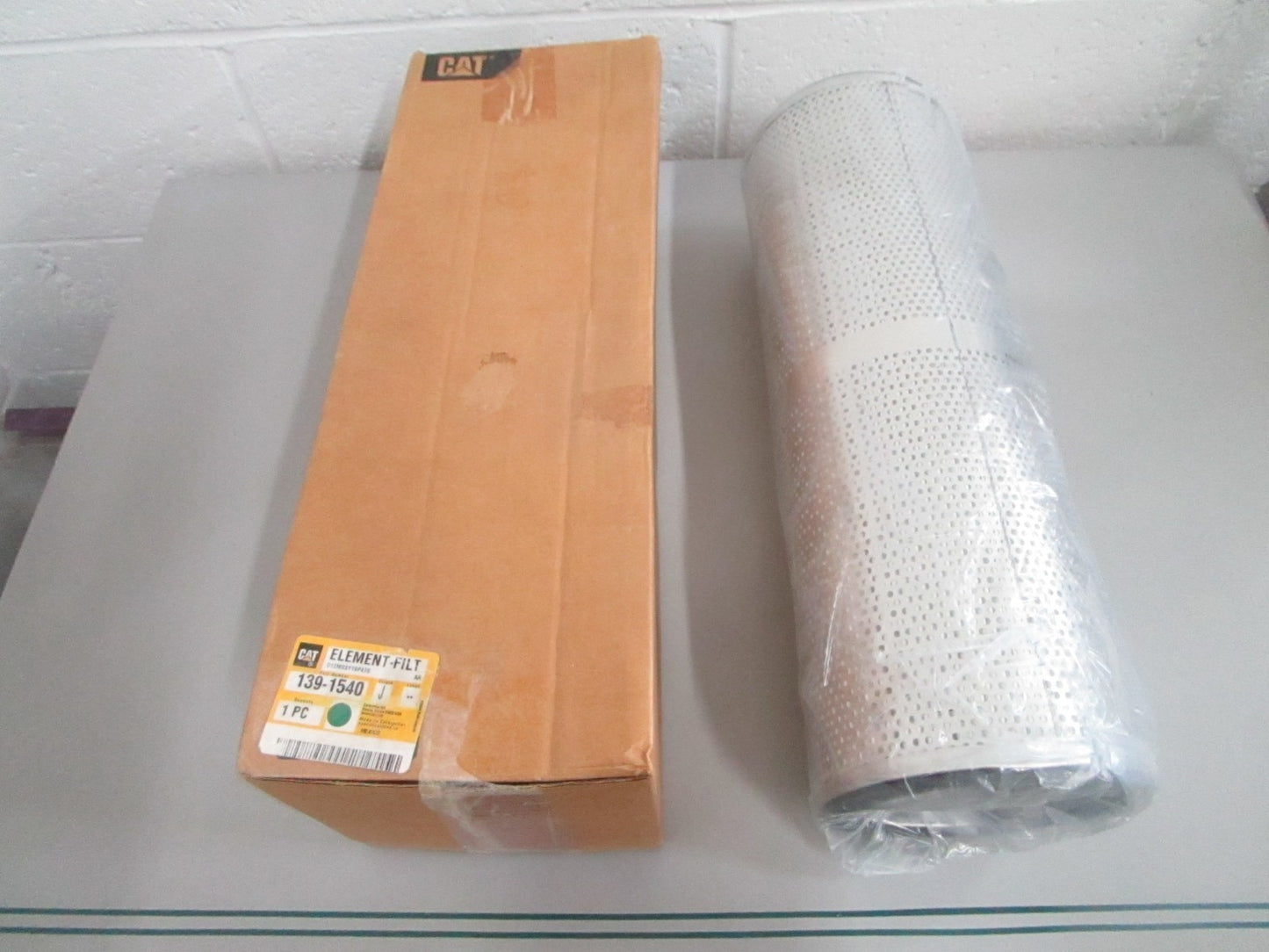 CAT 139-1540 Ultra High Efficiency Hydraulic Filter Element Heavy Equip NEW OEM