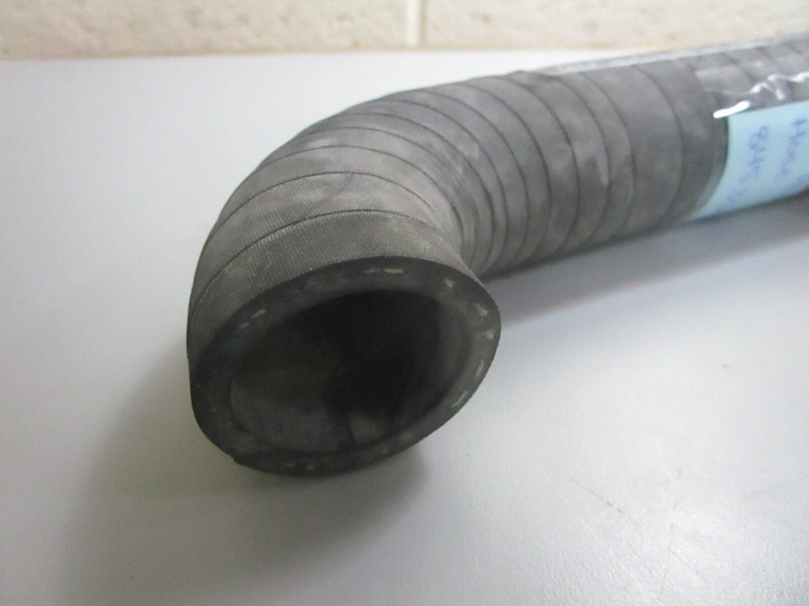 *NEW OEM* 0820 Volvo Penta Hose 845359