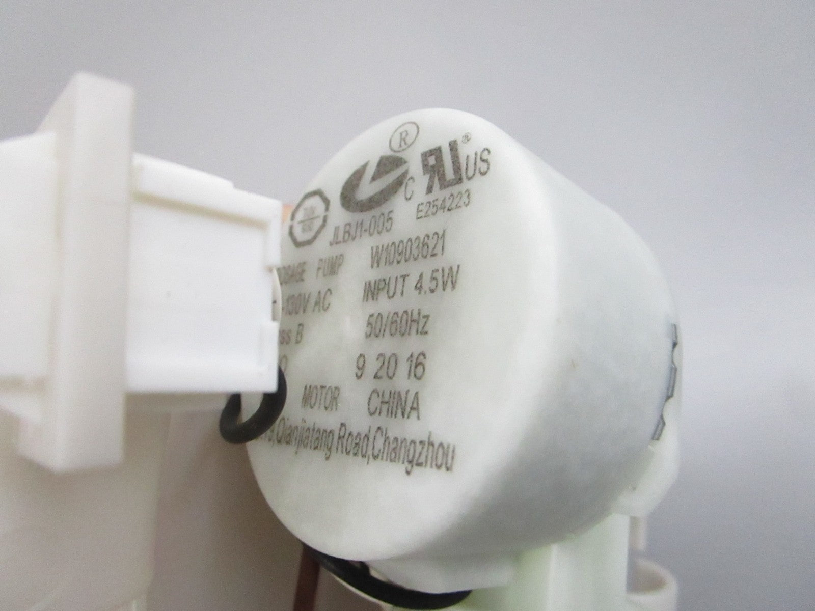 NEW OEM W11316271 Whirlpool Pump Motor 0810