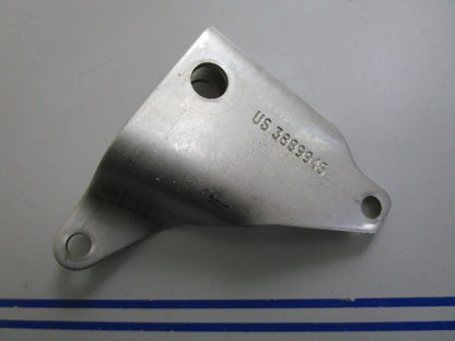 *NEW OEM* 0820 Volvo Penta Bracket 3889945
