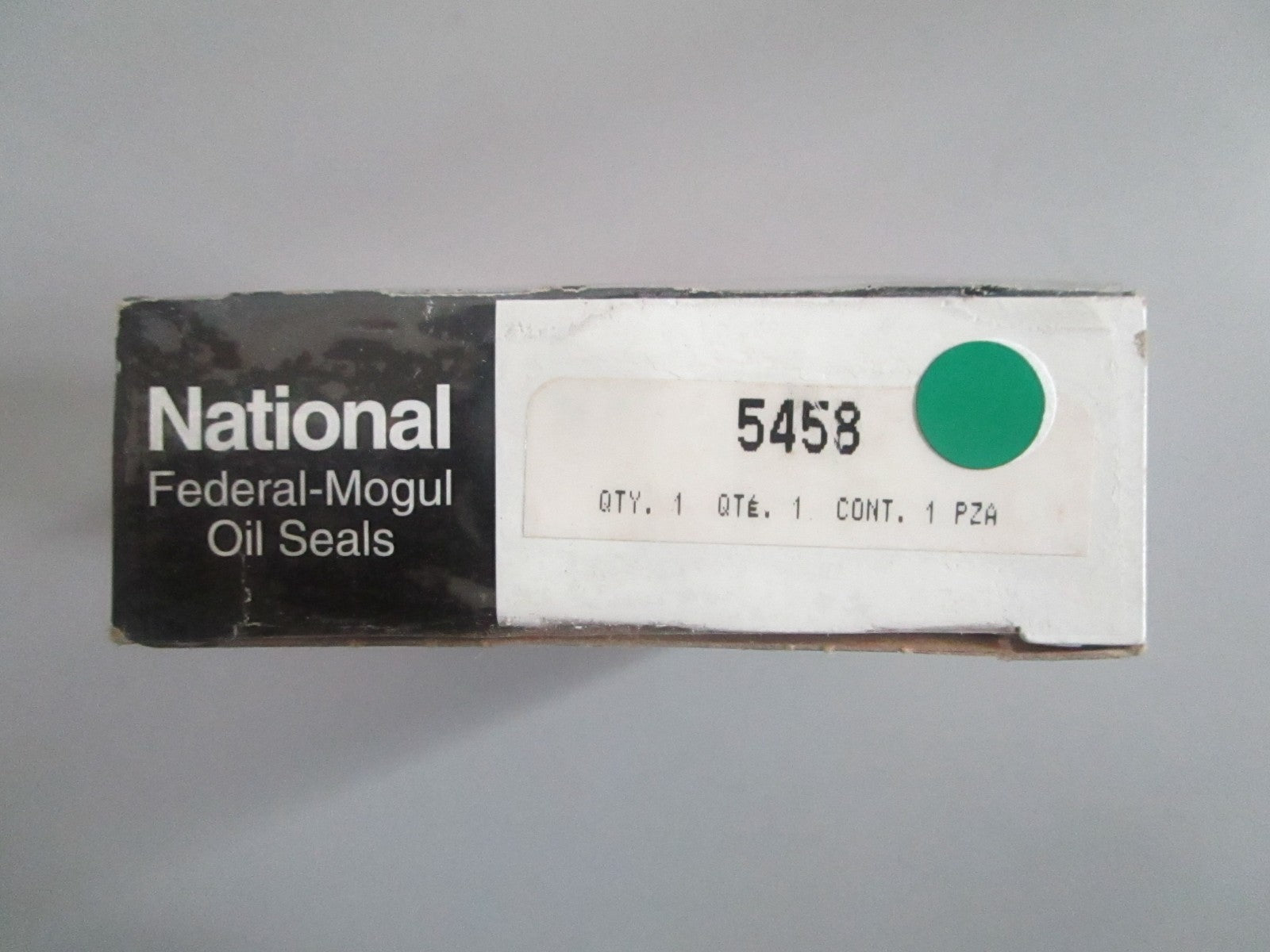 NEW OEM 5458 National Federal Mogul Oil Seal 0820