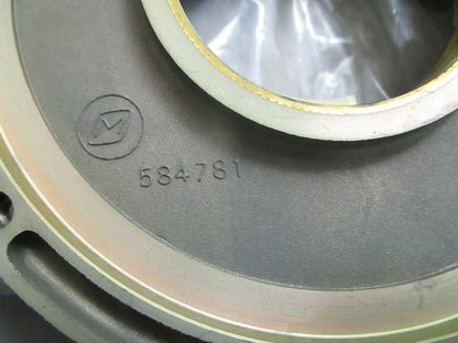 *NEW OEM* 0820 OMC Johnson Evinrude Plate & Sleeve Ay 584781 0584781