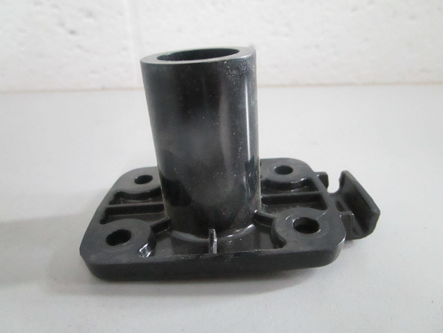 NEW OEM 5020-6 Attwood Black Side Mount 0820
