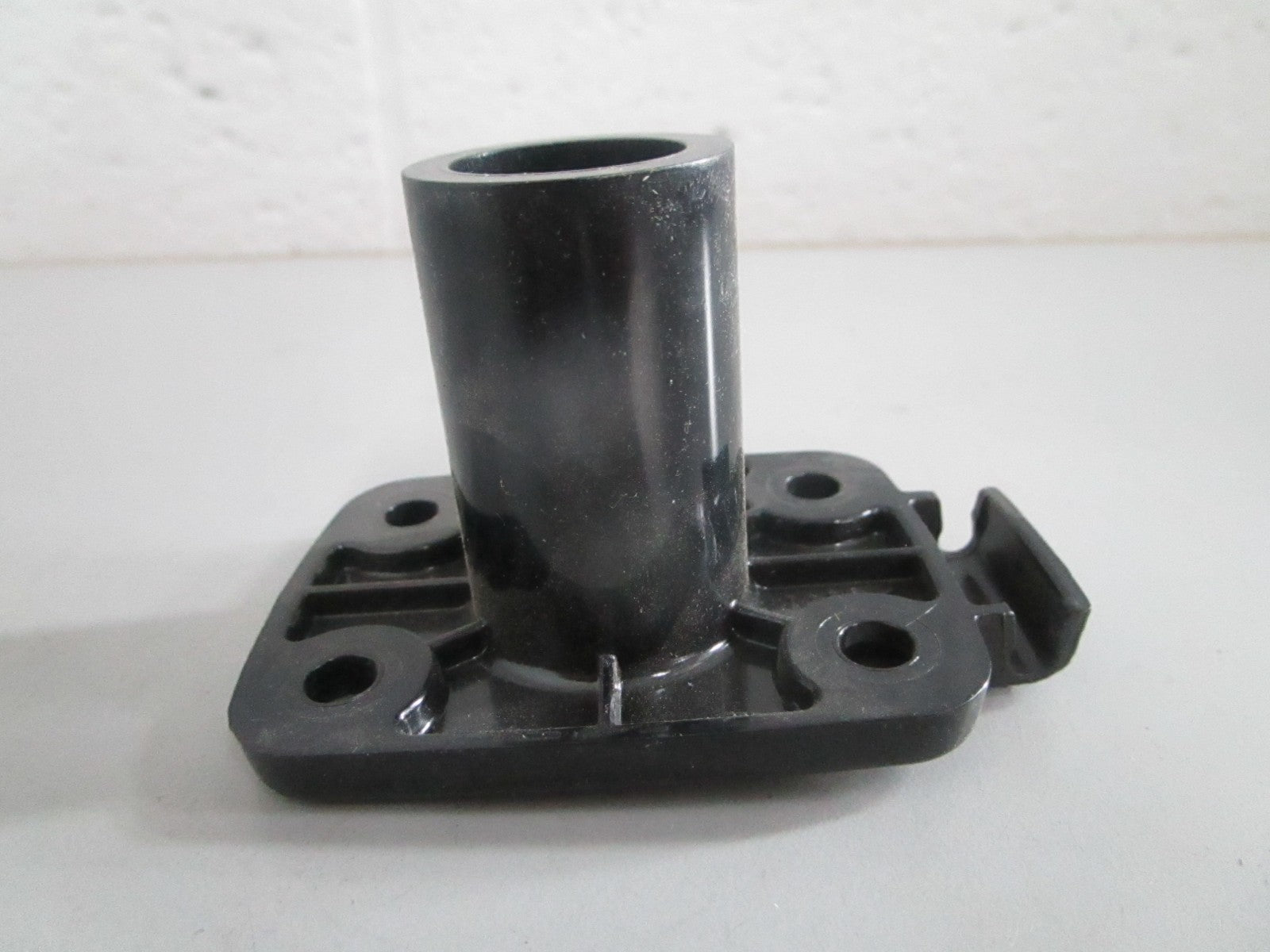 NEW OEM 5020-6 Attwood Black Side Mount 0820