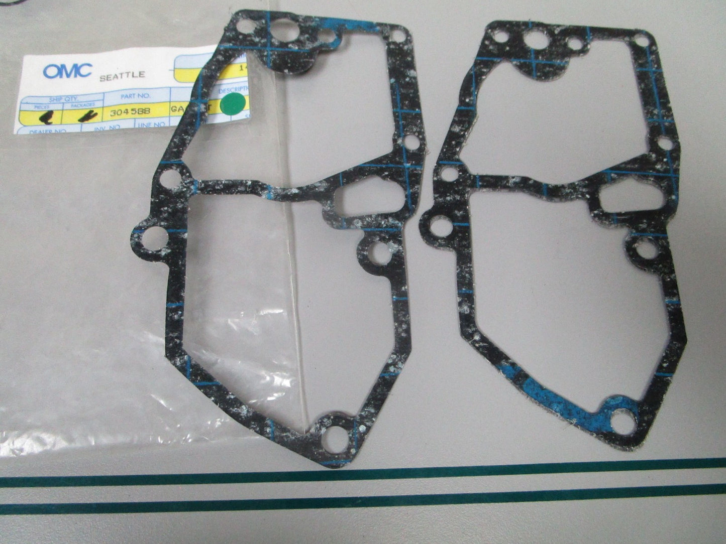 NEW OEM (LOT OF 2) 304588 0304588 OMC Johnson Evinrude Head Gasket 0810