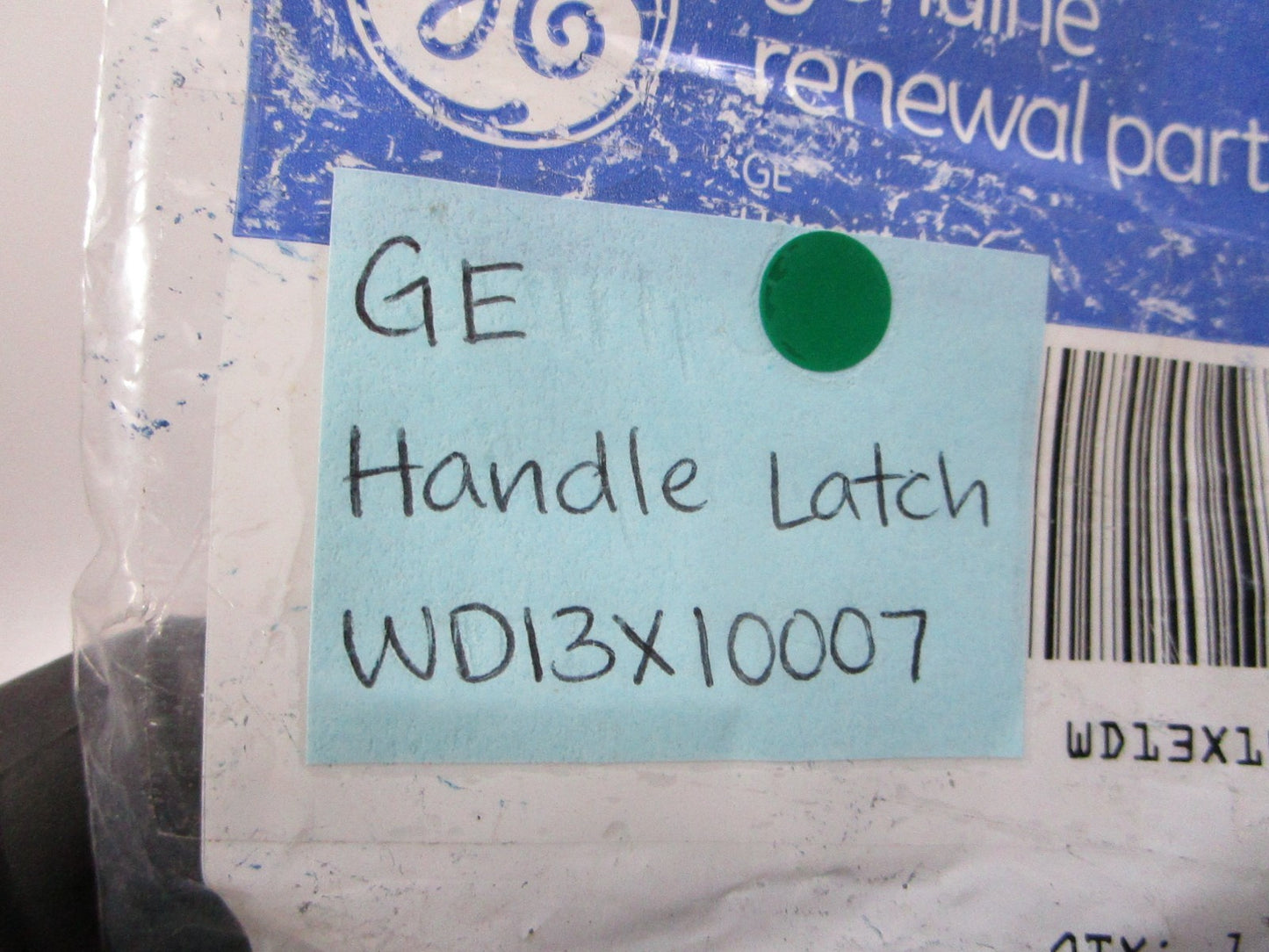 NEW OEM WD13X10007 GE Handle Latch 0810