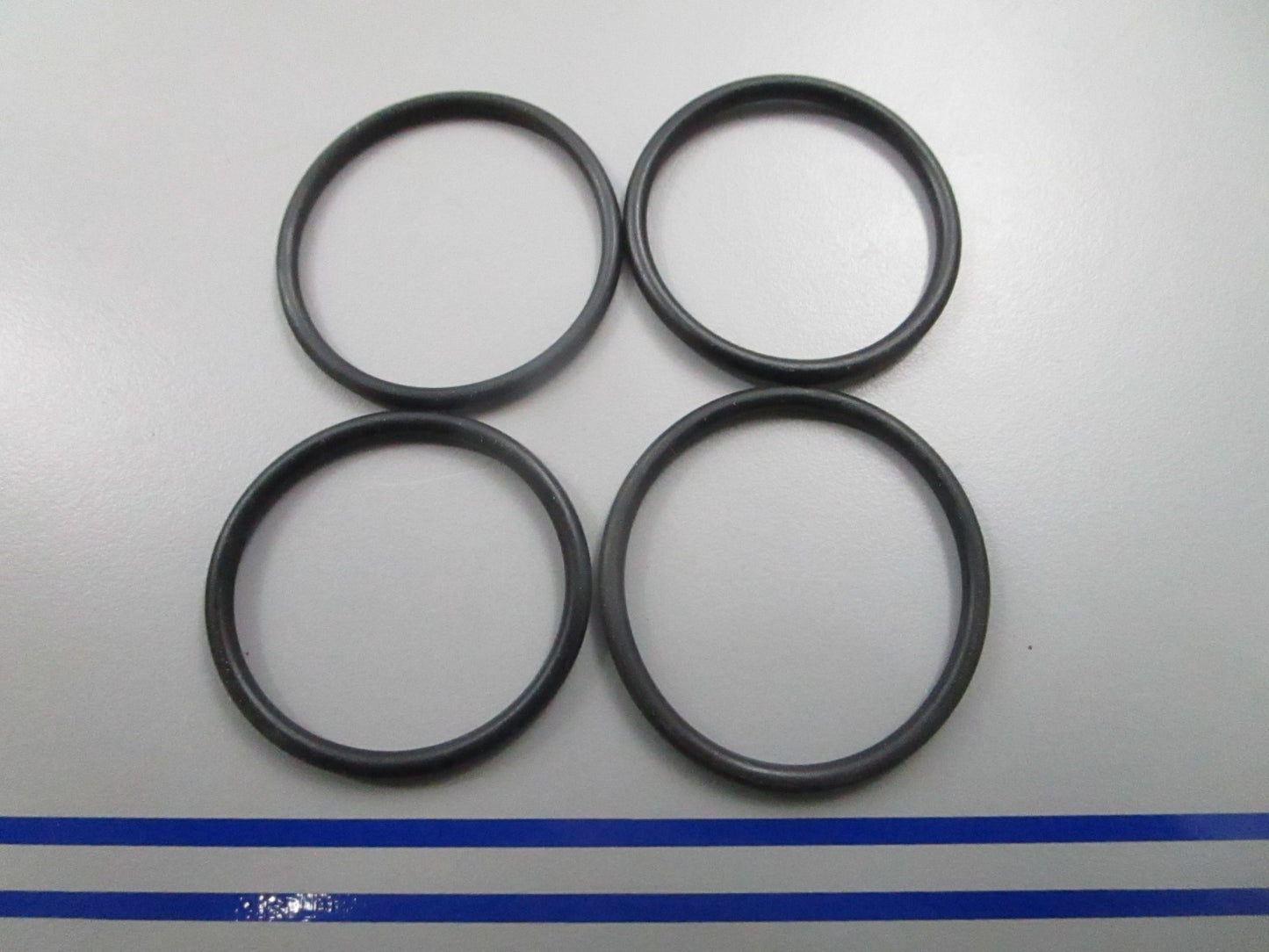 *NEW OEM* (LOT OF 4) 0810 Volvo Penta O-Ring 925057