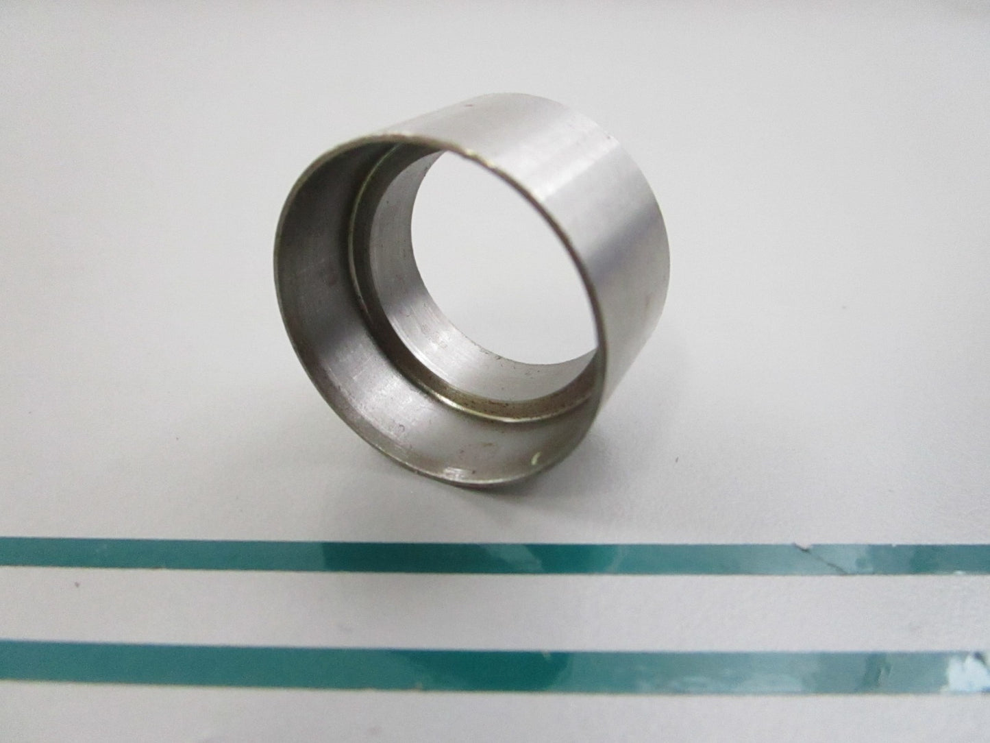 NEW OEM 897762 Volvo Penta Guide Ring 0810