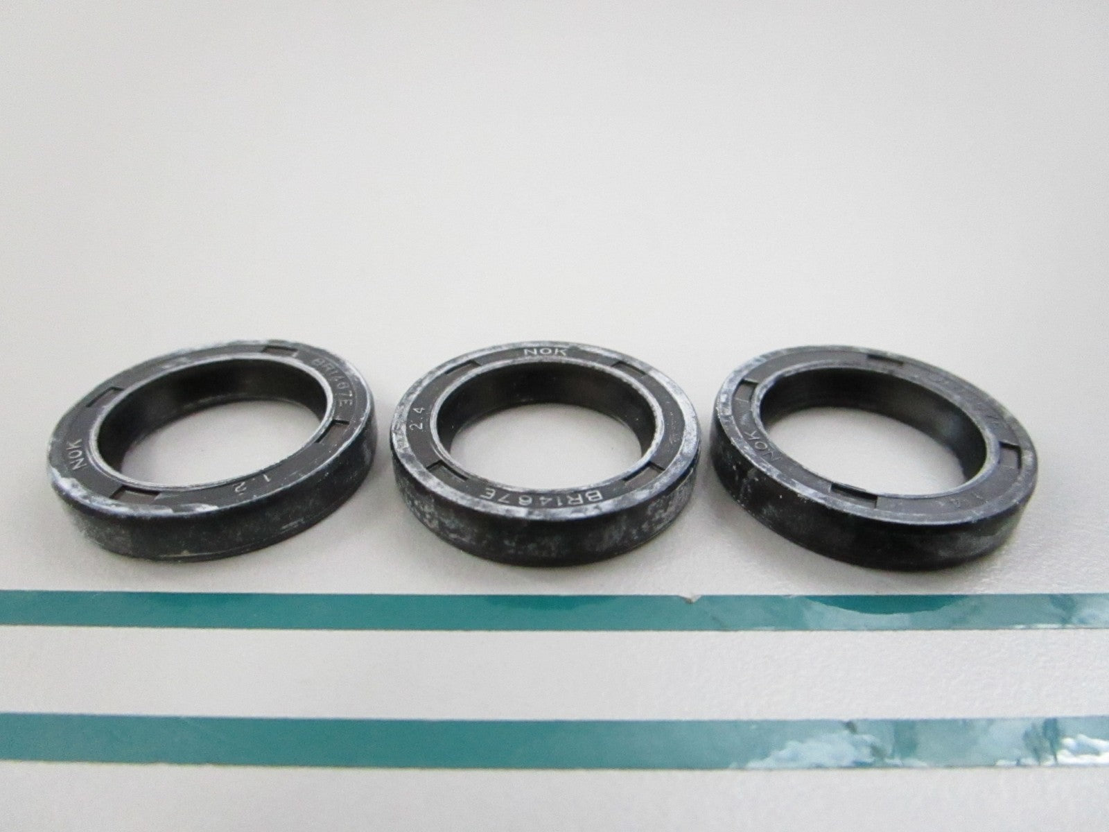 NEW OEM (LOT OF 3) 6E5-43822-01-00 Yamaha Trim Dust Seal 0810