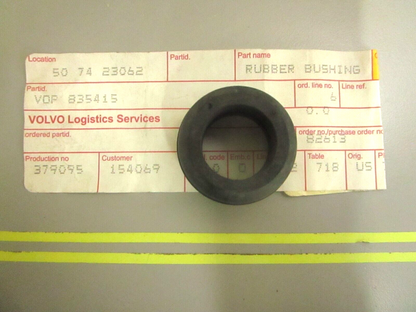 *NEW OEM* 0750 Volvo Penta RUBBER BUSHING 835415