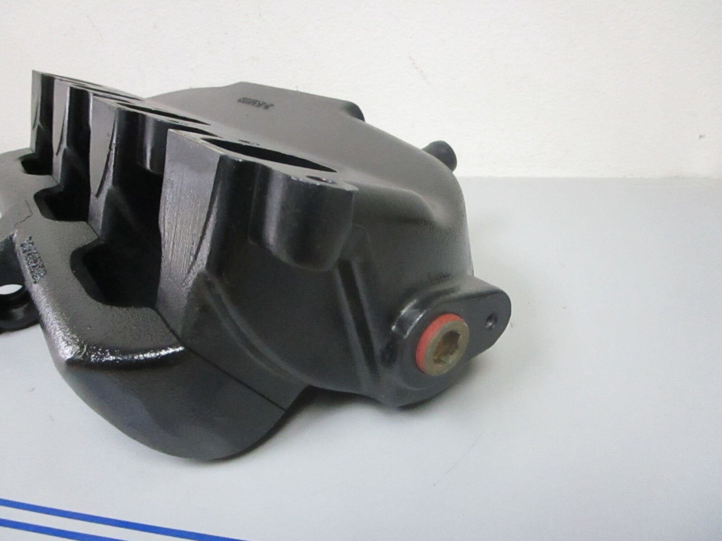 *NEW OEM* 0720 Mercury Quicksilver Exhaust Manifold Assembly 863120T03