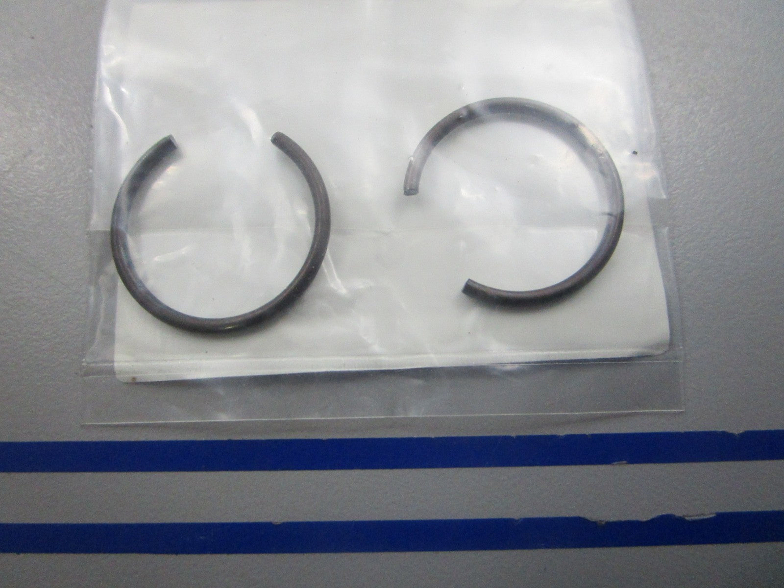 NEW OEM (LOT OF 2) 353-00024-1 353000241 Tohatsu Clip 0810