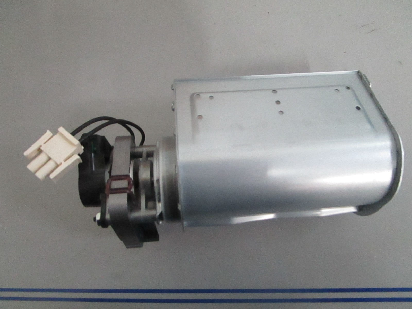 *NEW OEM* 0820 Whirlpool Blower Fan W11107275