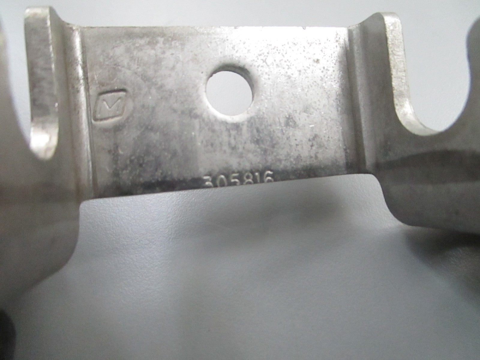 *NEW OEM* 0810 OMC Johnson Evinrude Steering Connector 305816 0305816