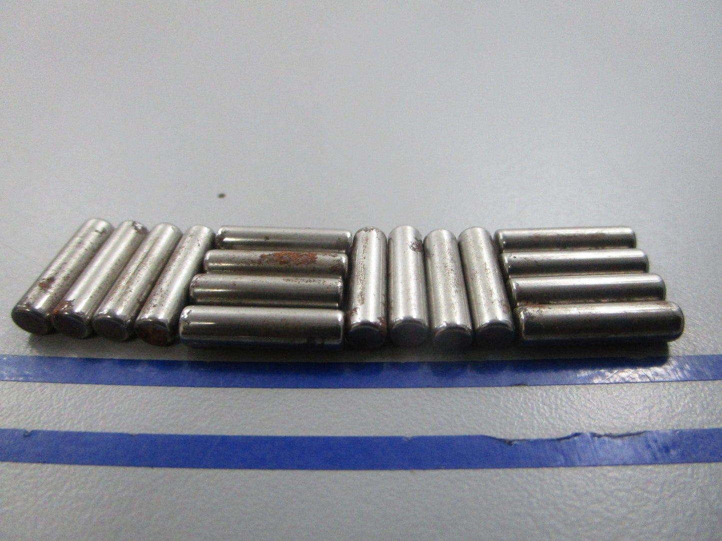 NEW OEM (LOT OF 16) 386535 0386535 OMC Johnson Evinrude Needle Bearing Pin 0810