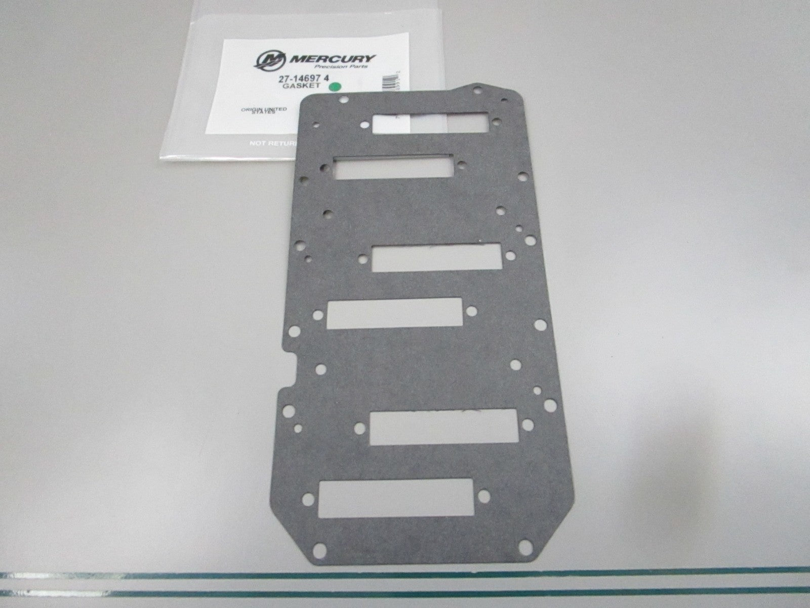 NEW OEM 27-14697 4 Mercury Quicksilver Gasket 0810