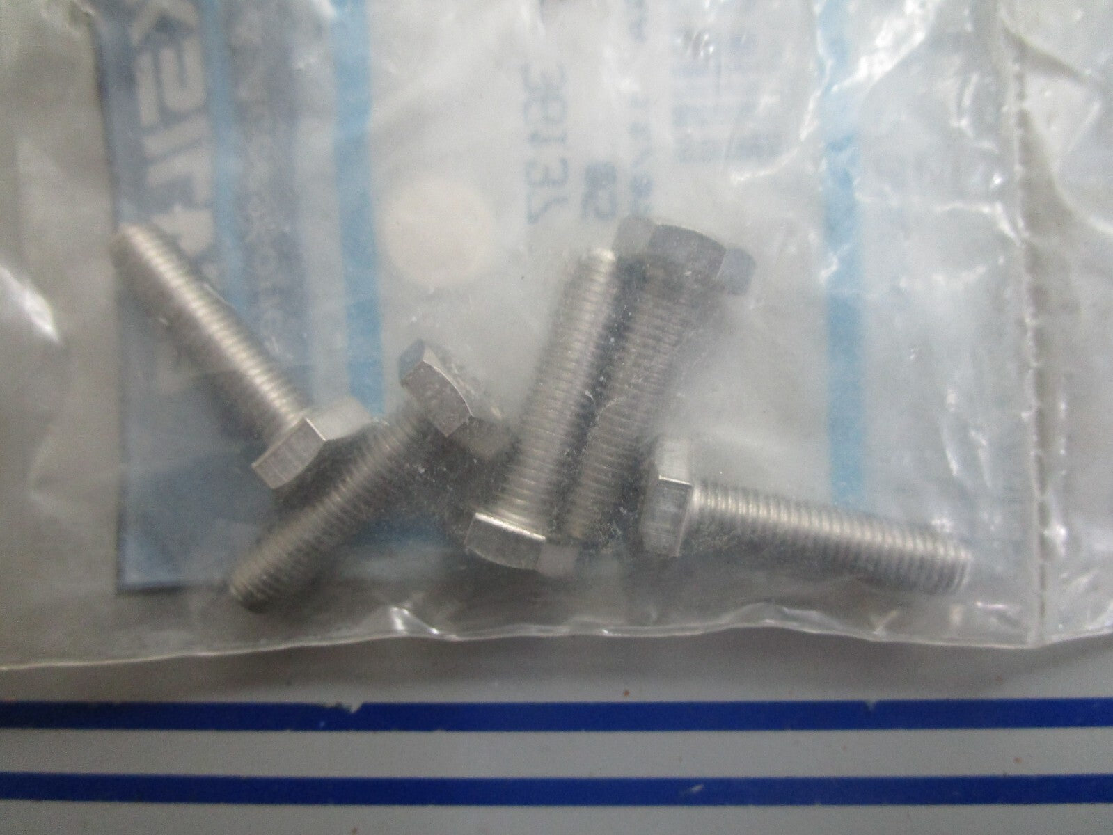 *NEW OEM* (LOT OF 5) 0810 Mercury Quicksilver Screw 10-36137