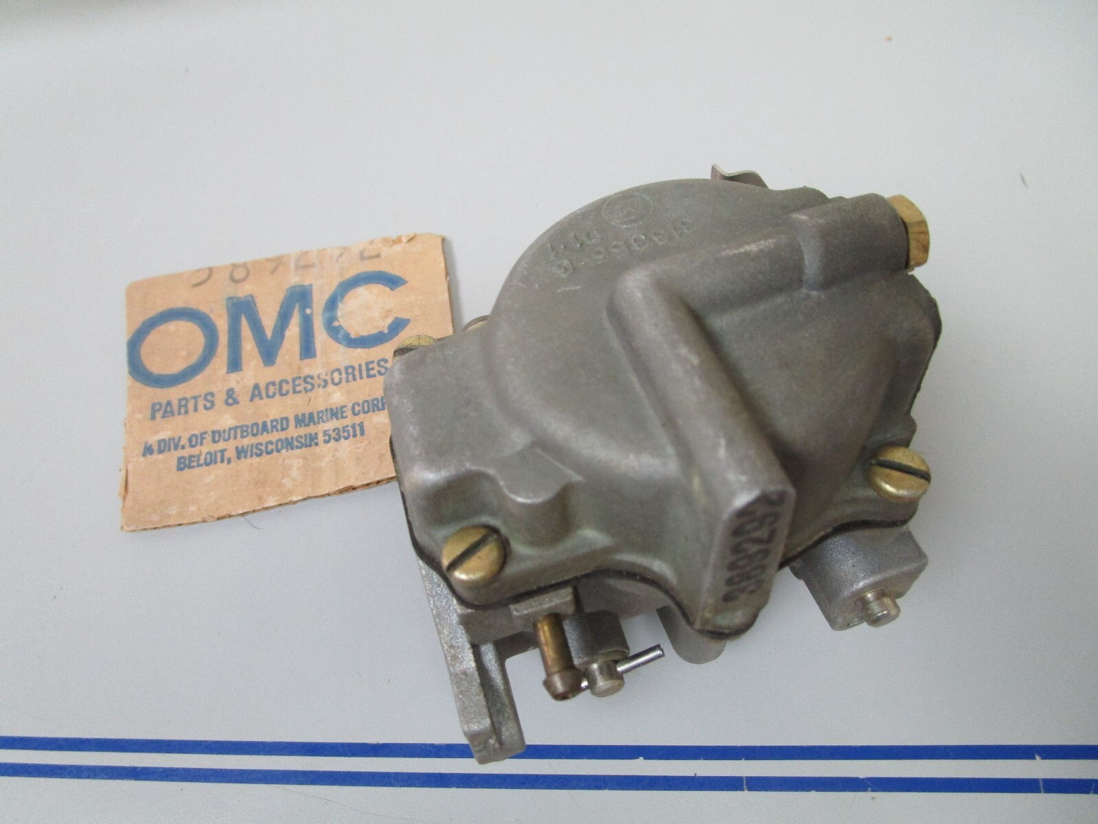 *NEW OEM* 0810 OMC Johnson Evinrude Carburetor 389292 0389292