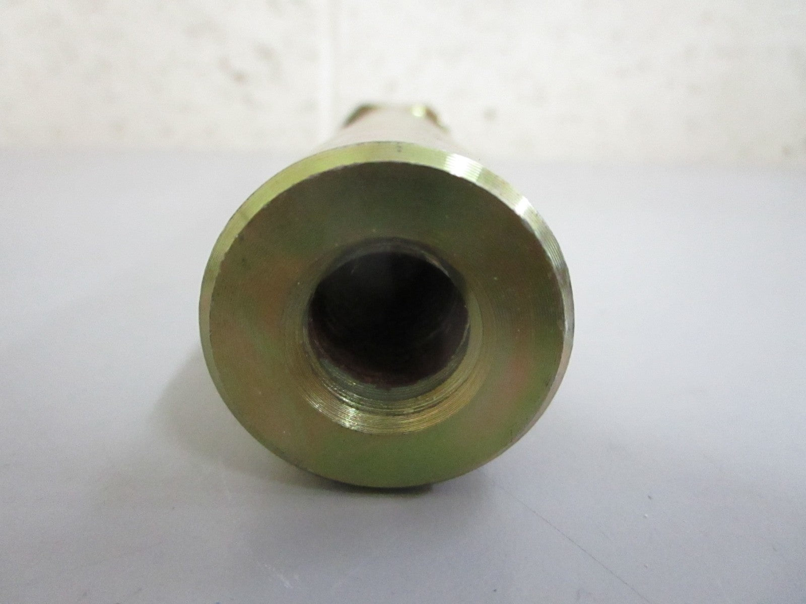*NEW OEM* 0820 Bobcat Pivot Pin 6906640