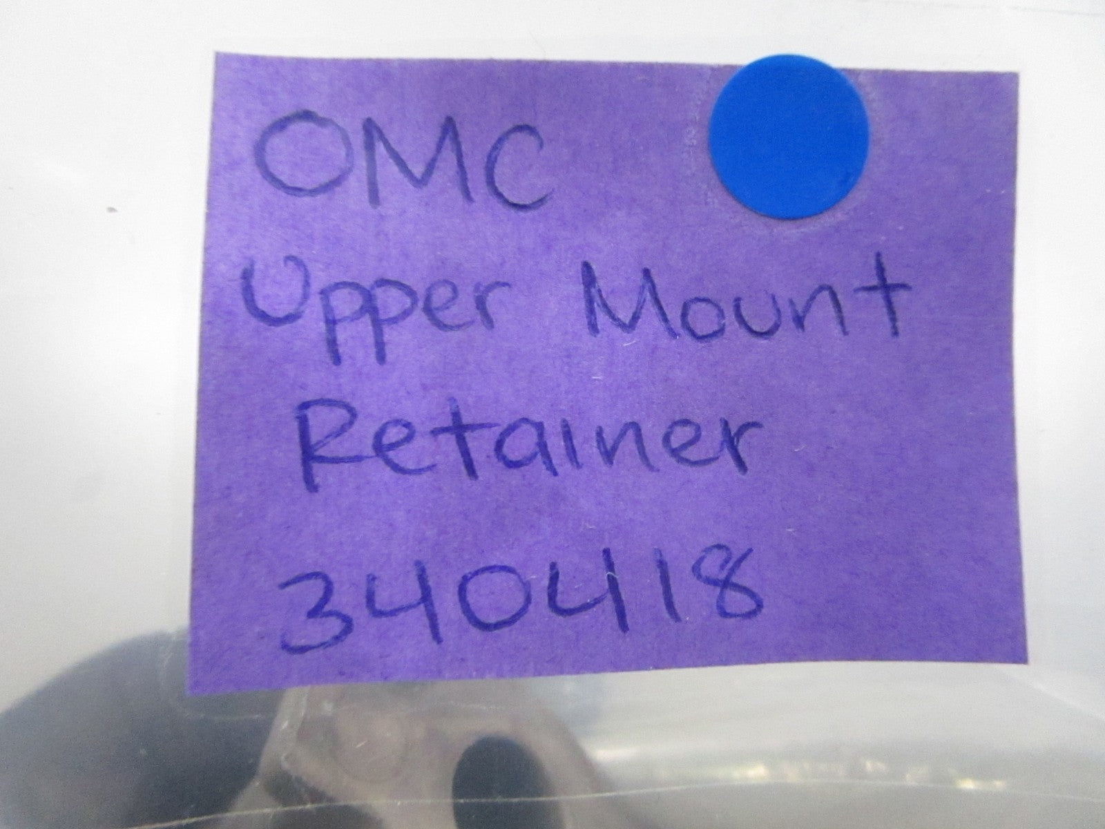 *NEW OEM* 0810 OMC Johnson Evinrude Upper Mount Retainer 340418 0340418