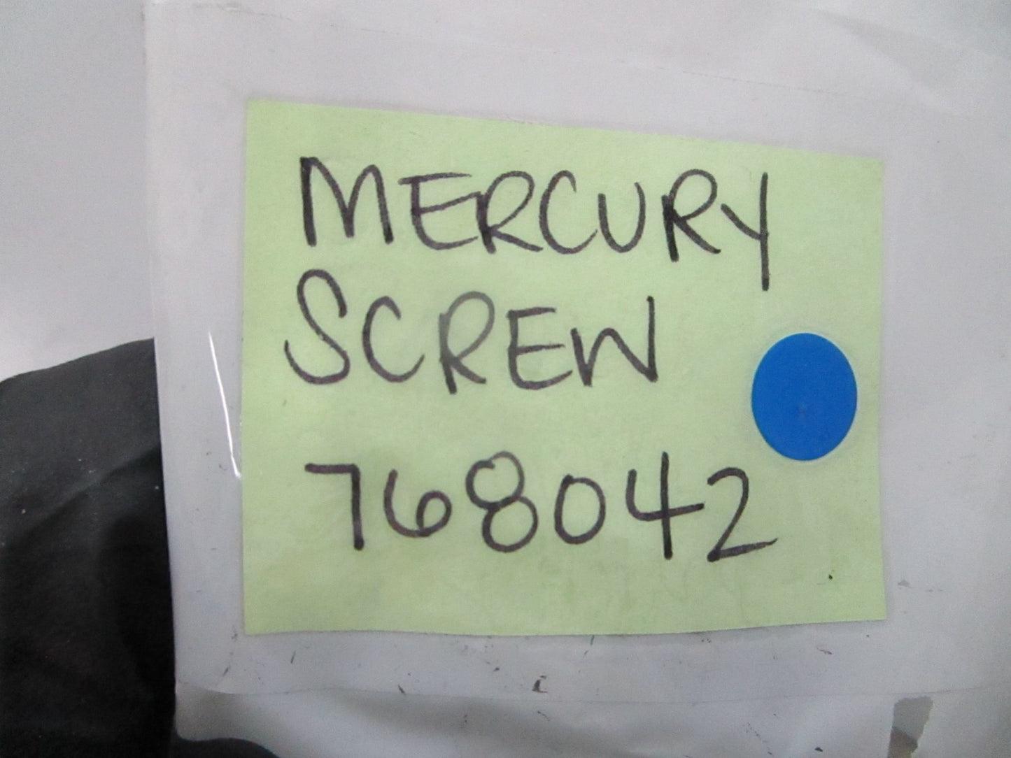 *NEW OEM* 0810 Mercury Quicksilver Screw 768042
