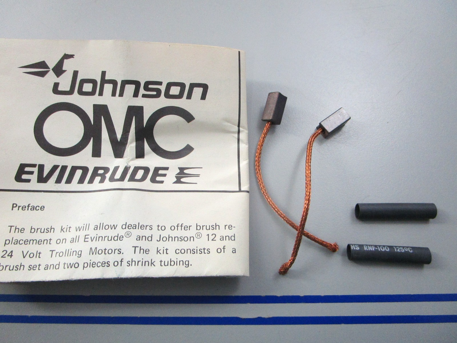 NEW OEM 582407 0582407 OMC Johnson Evinrude Brush Set Assembly 0810