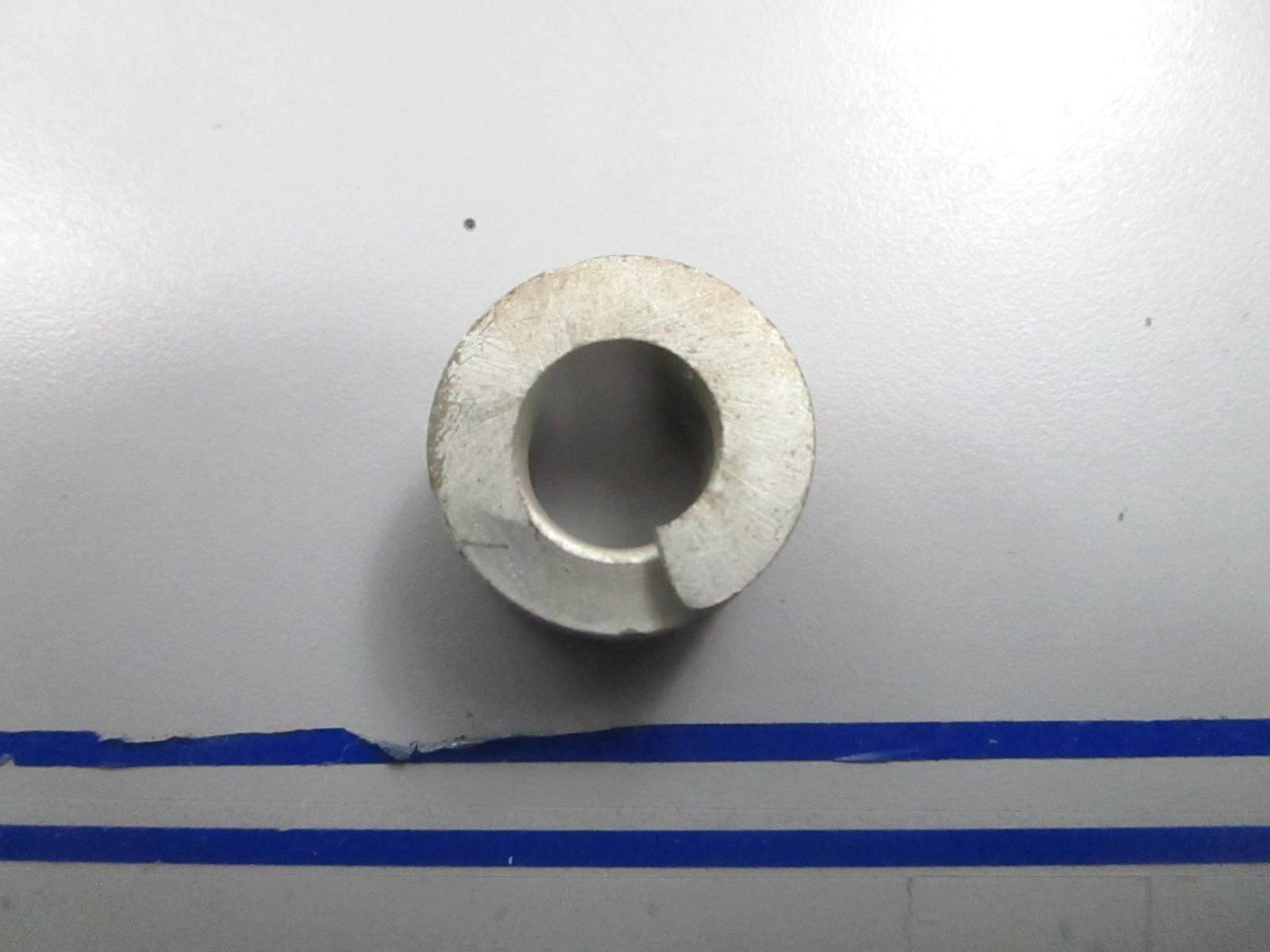 *NEW OEM* 0810 OMC Johnson Evinrude Tilting Shaft Spring 305155 0305155