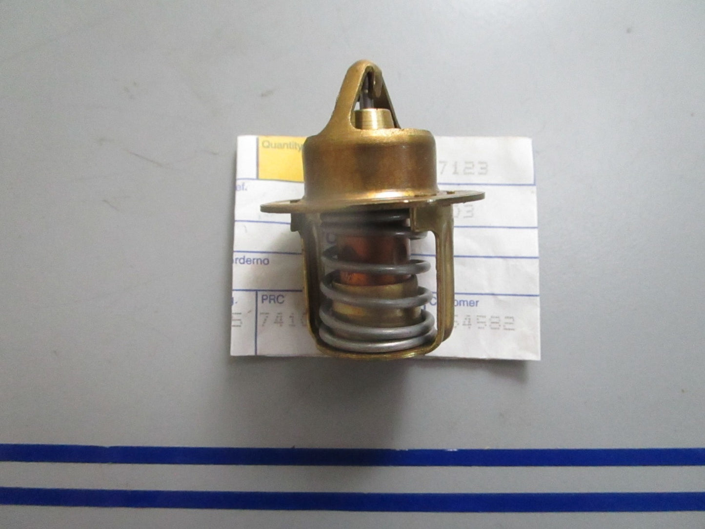 *NEW OEM* 0820 Volvo Penta Thermostat 21148403