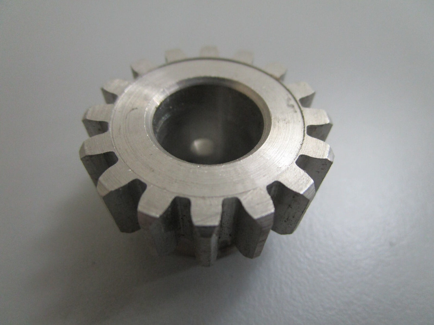 *NEW OEM* 0810 OMC Johnson Evinrude Worm Gear 308441 0308441