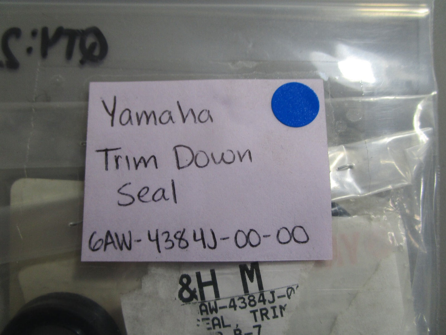 *NEW OEM* 0810 Yamaha Trim Down Seal 6AW-4384J-00-00