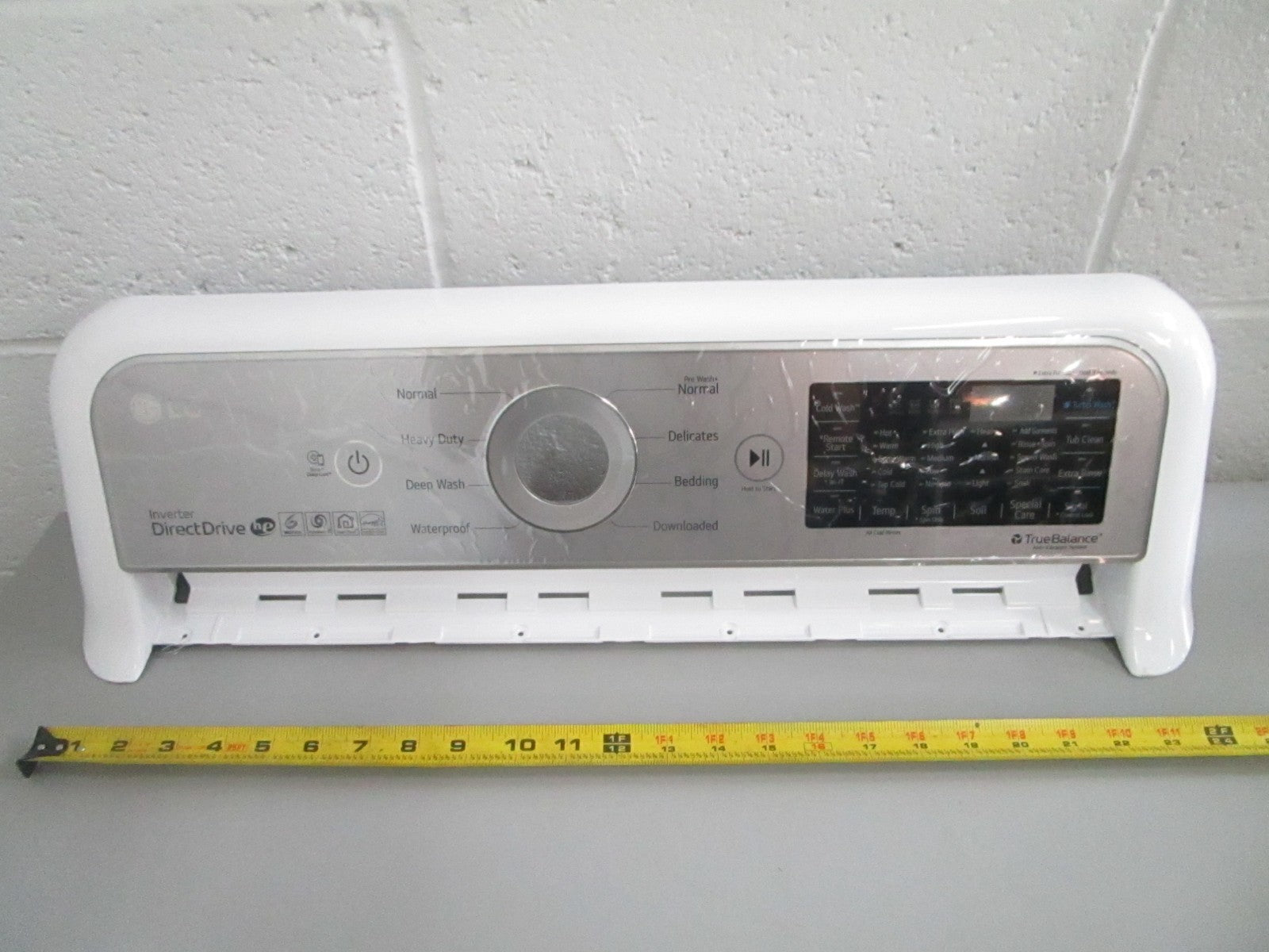 NEW OEM AGL76194001 LG Front Panel Assy 0820