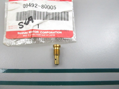 Suzuki NEW OEM Carburetor Pilot Jet 80 09492-80005 DT Outboard NOS 0810