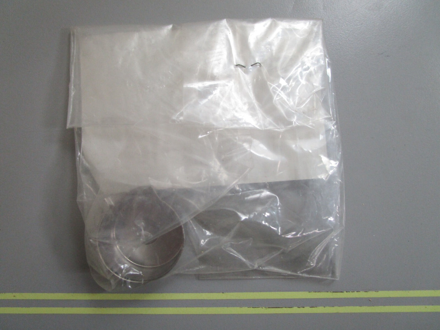 *NEW OEM* 0810 OMC Johnson Evinrude Impeller Housing Cup 324641 0324641