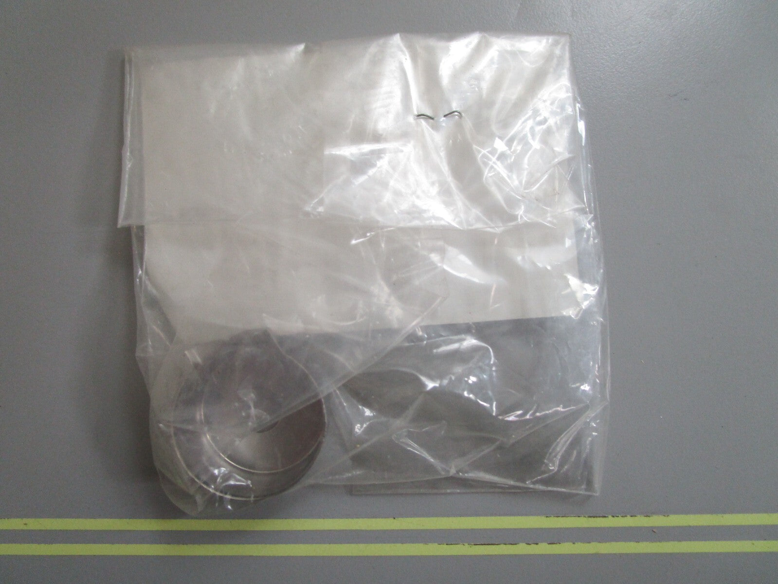 *NEW OEM* 0810 OMC Johnson Evinrude Impeller Housing Cup 324641 0324641