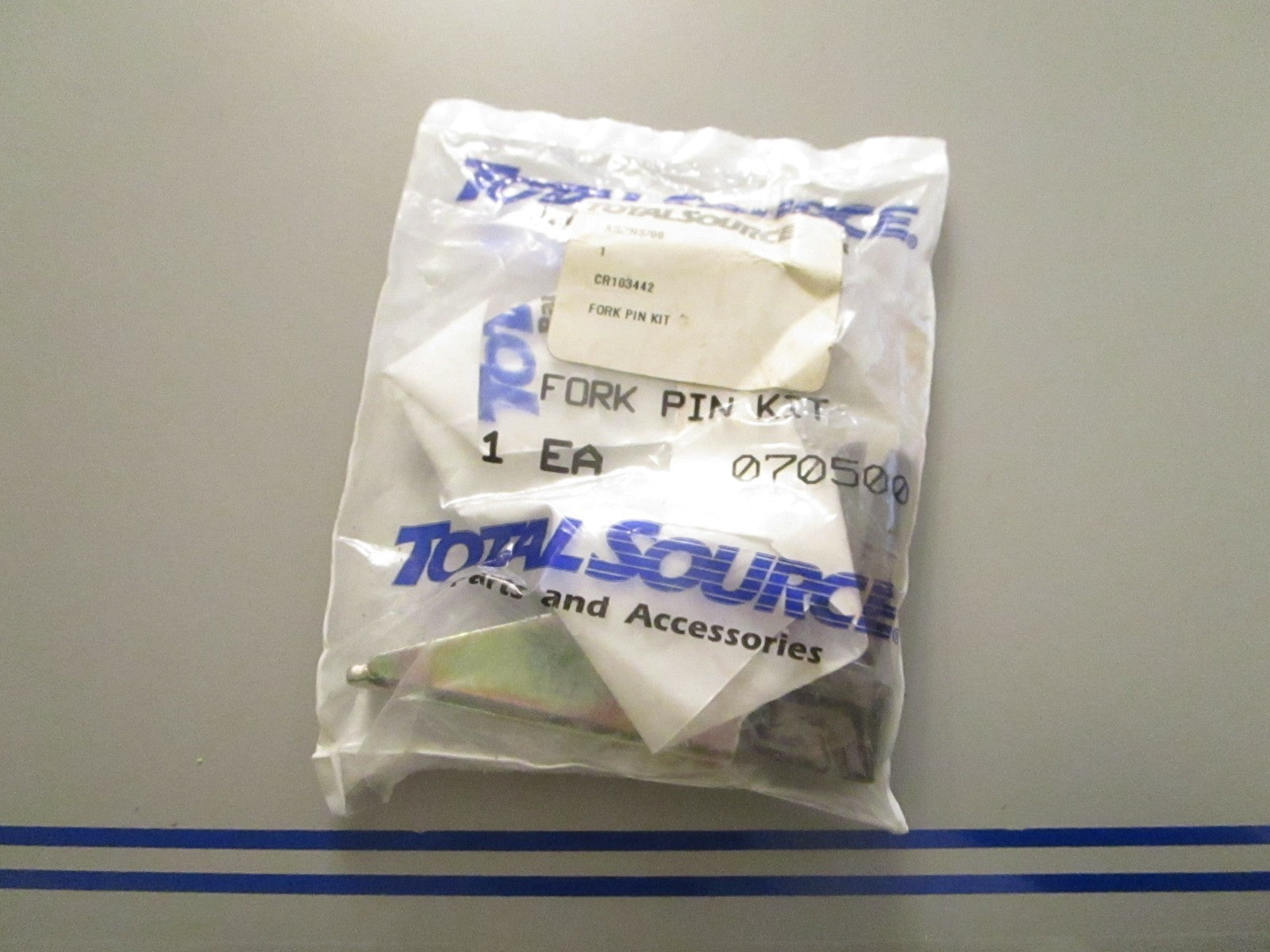 NEW Replaces: Crown CR103442 Total Source Forklift Pin Kit 0720