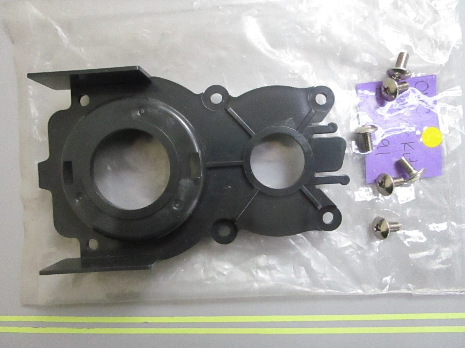 *NEW OEM* 0810 OMC Johnson Evinrude Retainer Kit 5007491