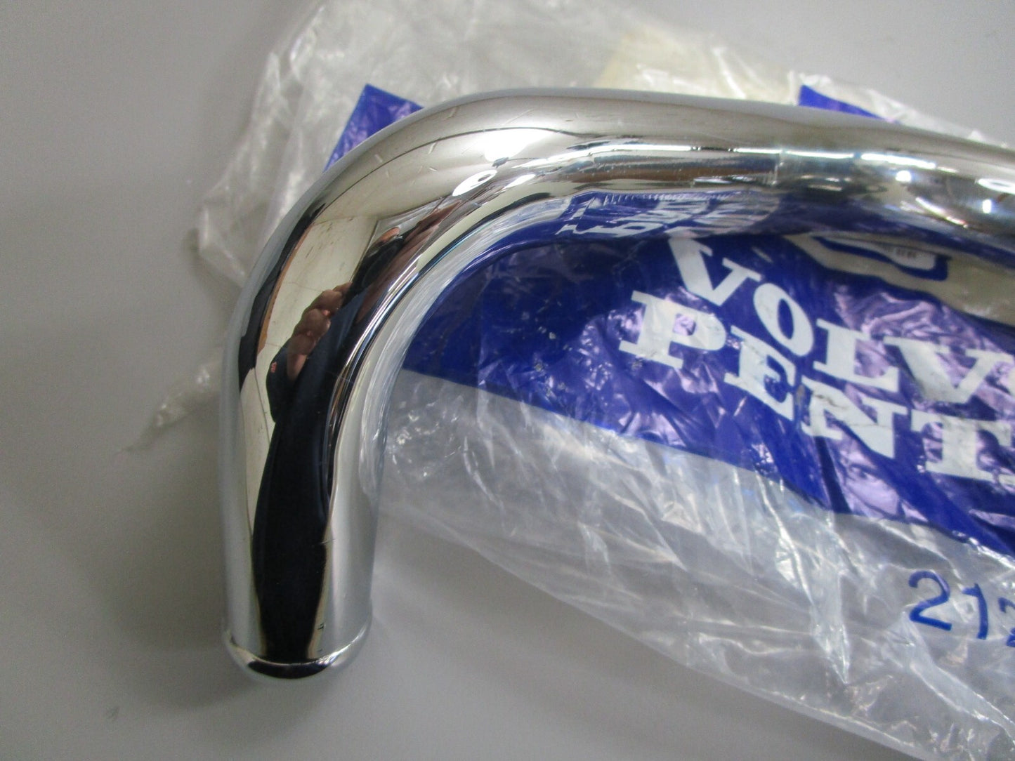 *NEW OEM* 0820 Volvo Penta Water Inlet 850729