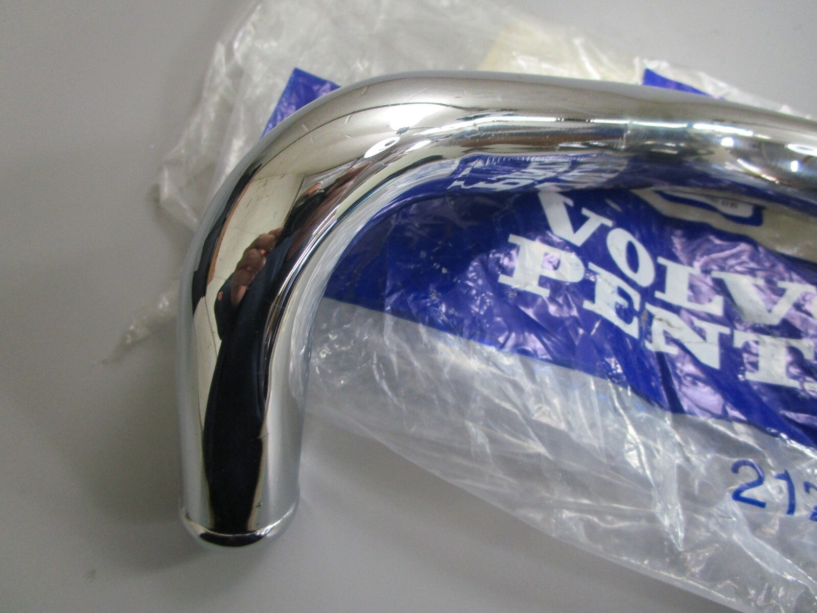 *NEW OEM* 0820 Volvo Penta Water Inlet 850729