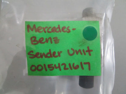 NEW OEM 0015421617 Mercedes-Benz Sender Unit 0820