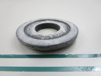 John Deere NEW OEM Shoulder Sealing Washer L155606 5000 6000 7000 NOS 0810
