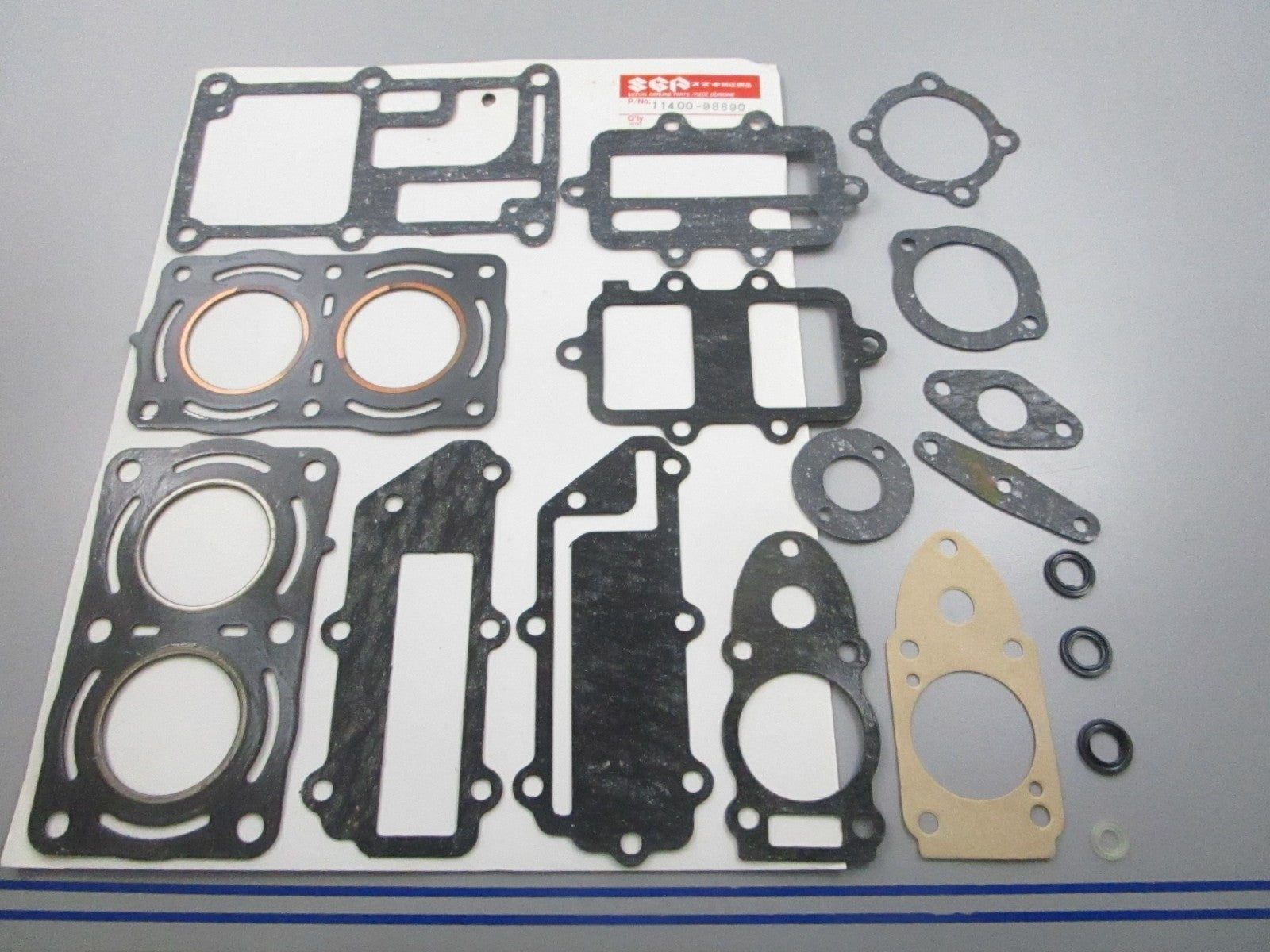 NEW OEM 11400-98890 Suzuki Gasket Set 0810