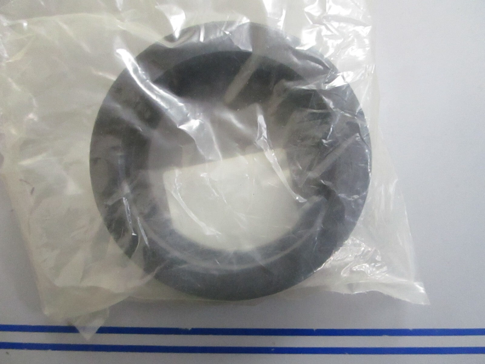 *NEW OEM* 0810 Volvo Penta Rubber Collar 3860365