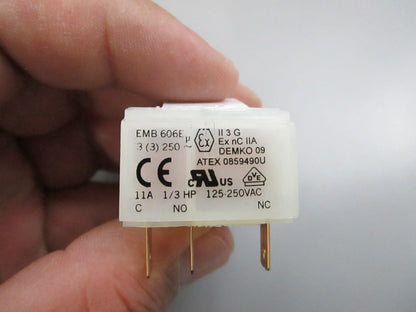 Whirlpool NEW OEM Refrigerator Door Light Fan Switch WP4387911 NOS 0810