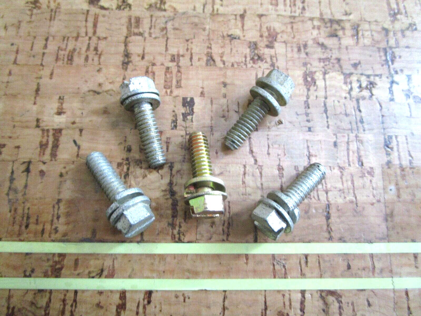 *NEW OEM* (LOT OF 5) 0750 OMC Johnson Evinrude SCREW 308082 0308082