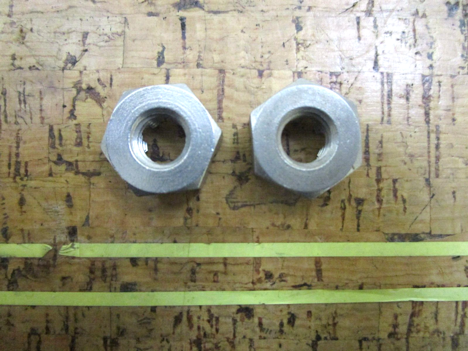 *NEW OEM* (LOT OF 2) 0750 OMC Johnson Evinrude PROP NUT 318971 0318971