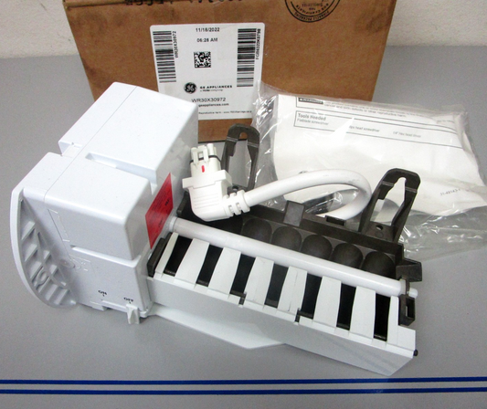 *NEW OEM* 0720 GE Refrigerator Ice Maker Assembly Kit WR30X30972