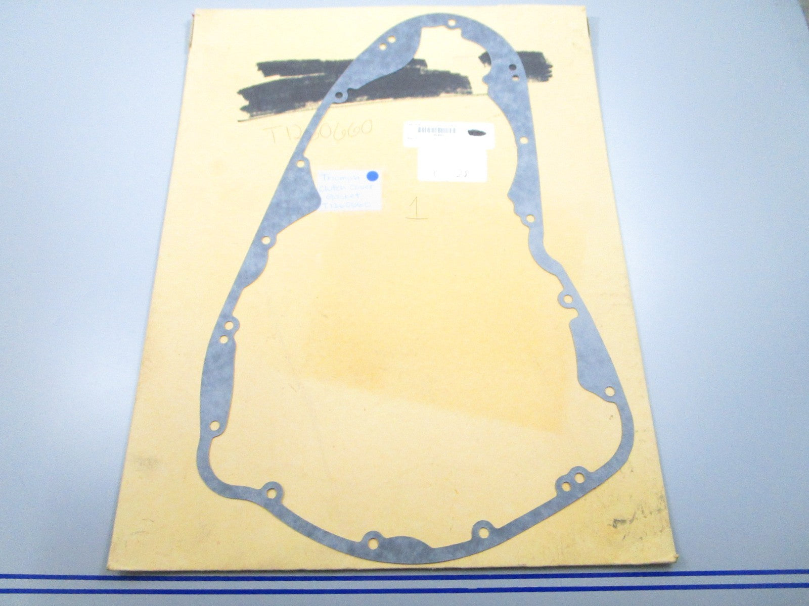 *NEW OEM* 0810 Triumph Clutch Cover Gasket T1260660