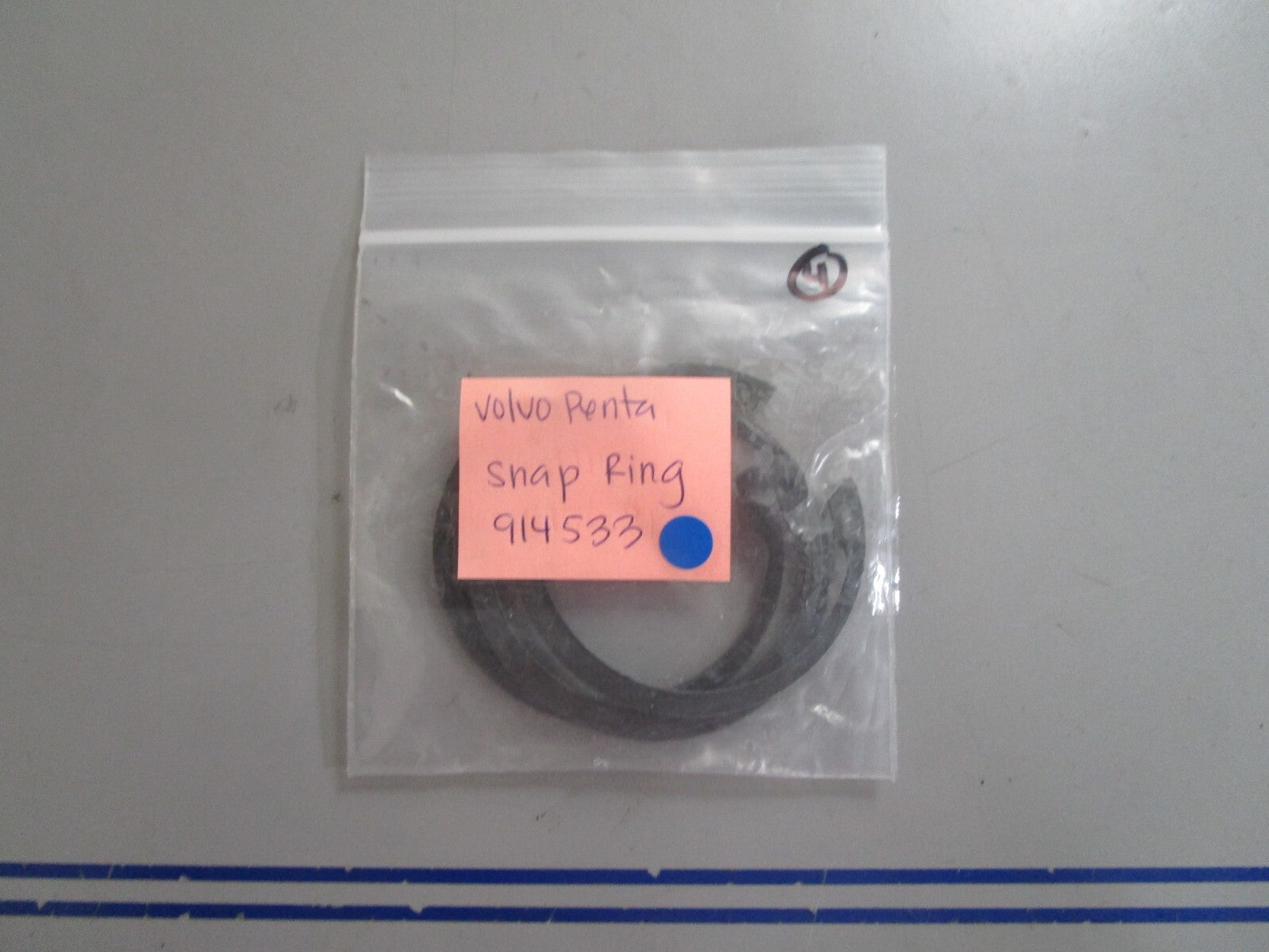 *NEW OEM* 0720 Volvo Penta Snap Ring 914533