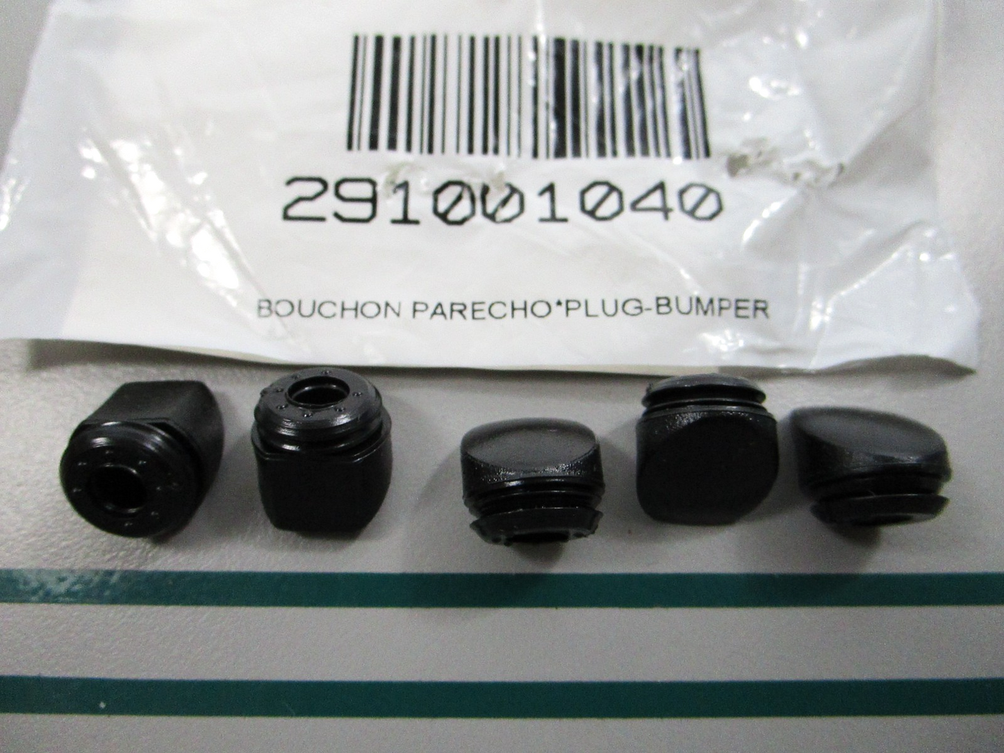 NEW (LOT OF 5) 291001040 Sea-Doo Bumper Plug 0810